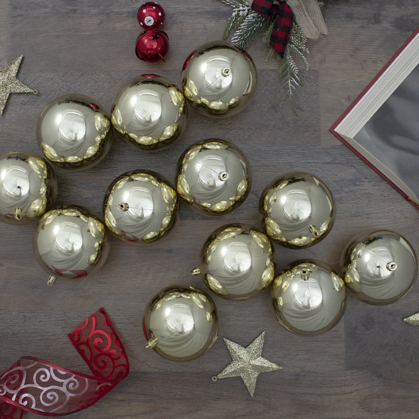 12Ct Shatterproof Shiny Christmas Ball Ornament Set 4" - Gold